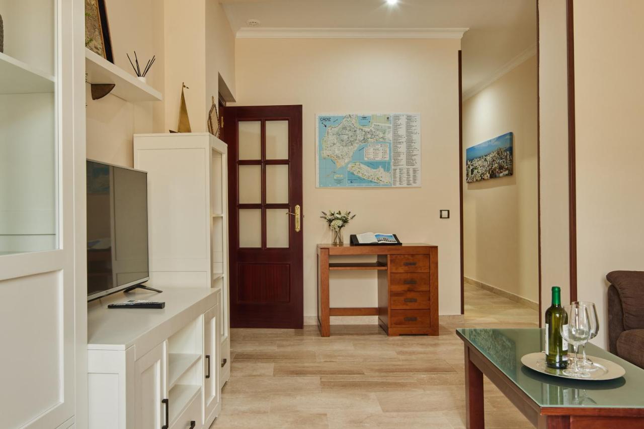 Apartamento Tavira Little Apartments Cadiz Bagian luar foto